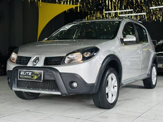 RENAULT SANDERO 1.6 STEPWAY 16V FLEX 4P MANUAL RENAULT SANDERO 1.6 STEPWAY 16V FLEX 4P MANUAL